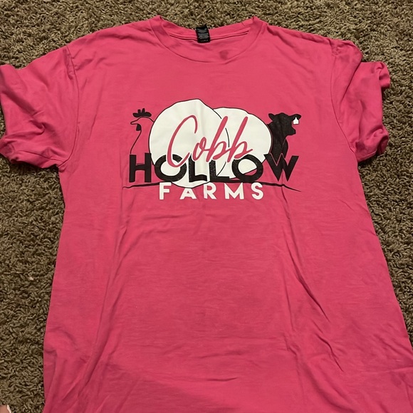 eight women’s shirts - Picture 6 of 9